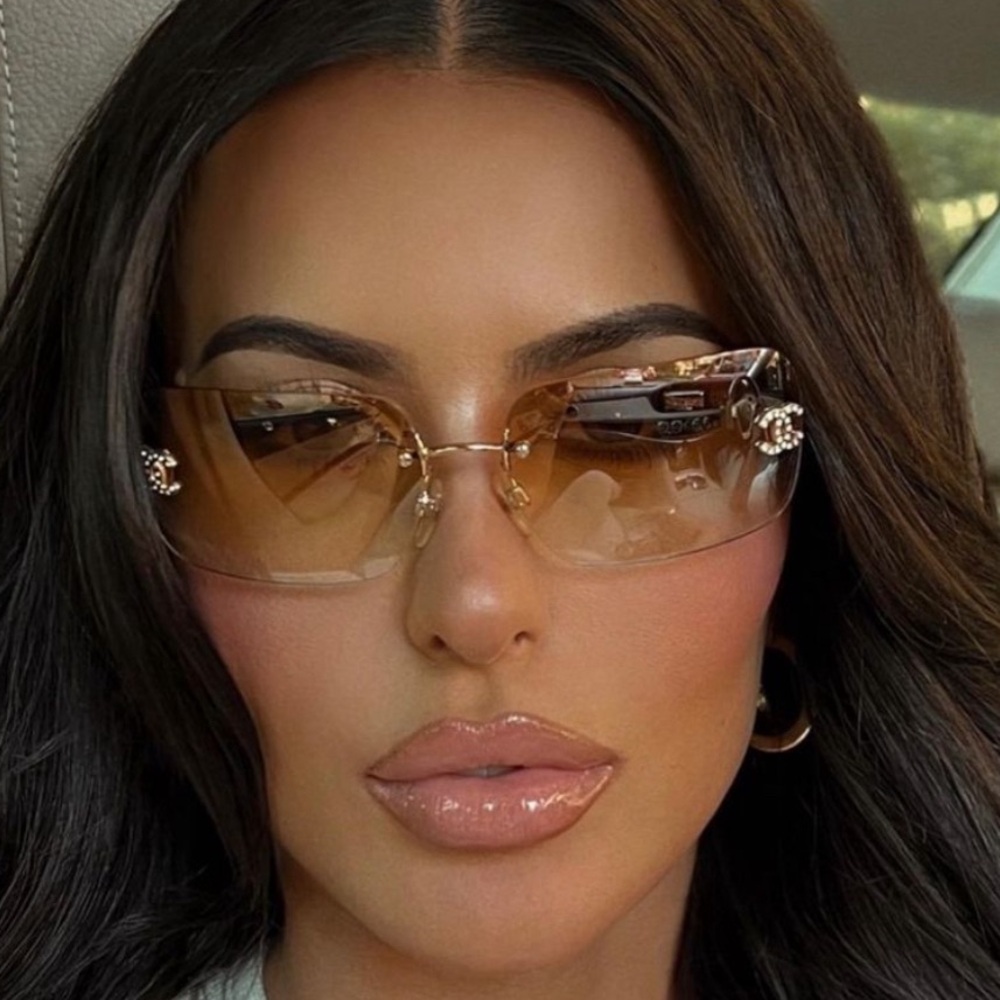 LIKE NEW✨ CHANEL RARE RIMLESS 4104-B Swarovski gold brown sunglasses - Picture 6 of 15